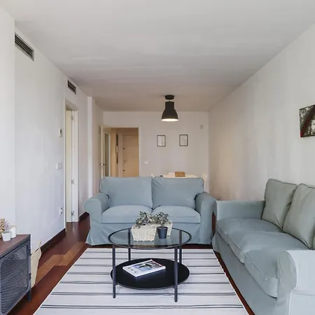 Carlemany Con Tres Dobles Apartament Girona