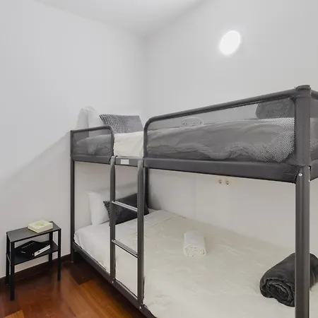Apartament Carlemany Con Tres Dobles *